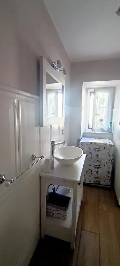 Tindaro Home カターニア アパート